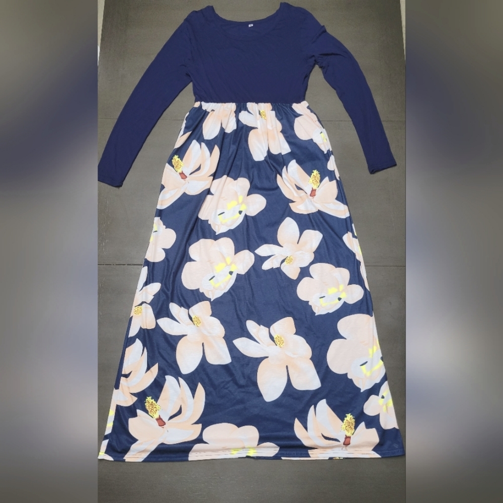 Long sleeve dress